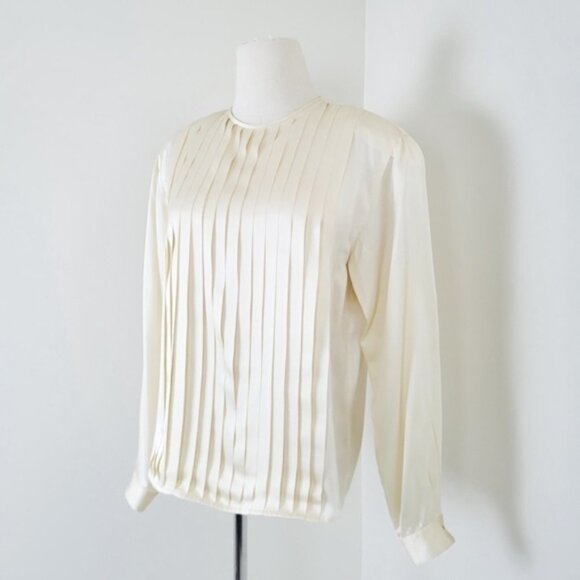 80s Christian Dior 100Silk Pleated Blouse Puff Lantern Sleeve Soft Silky - Picture 11 of 16